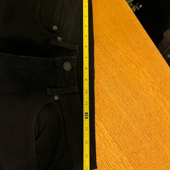 Levi’s 505 Black Jeans - Picture 2 of 5